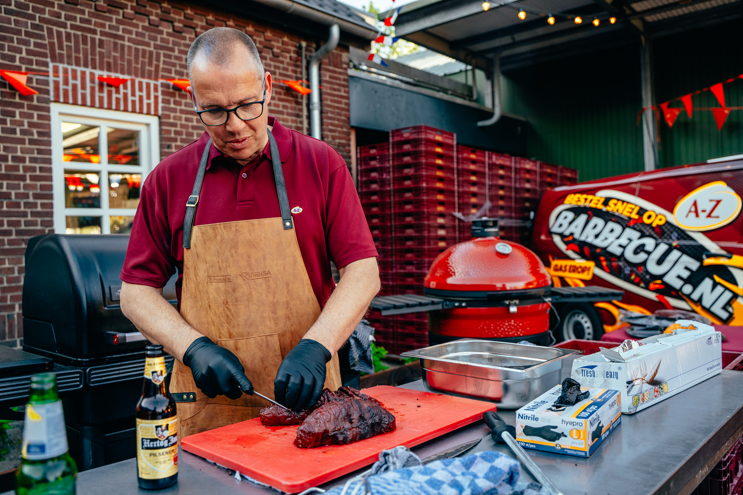  Chefkok Dennis breit een eind aan zijn verhaal